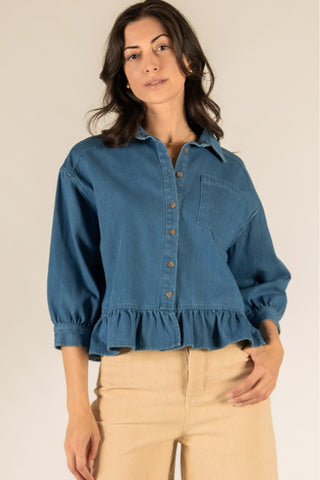 Della Ruffle Hem Blouse – Medium Wash