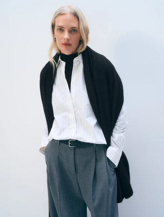 Cashmere Travel Wrap - Black -  White & Warren