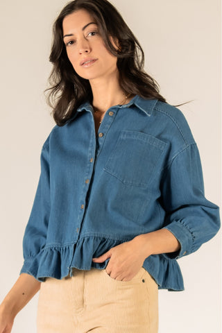 Della Ruffle Hem Blouse – Medium Wash