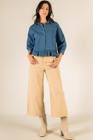 Della Ruffle Hem Blouse – Medium Wash