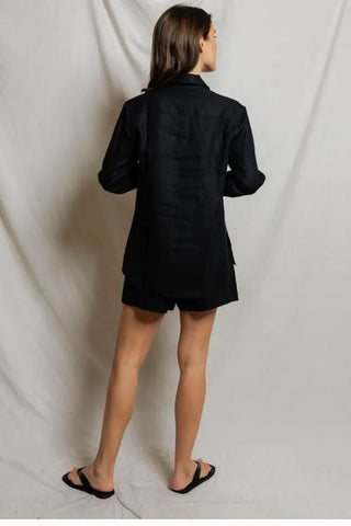 Malin Linen Short - True Black // Perfect White Tee