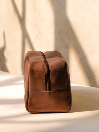 ABLE Avery Dopp Kit