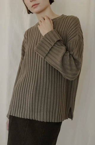 The Una Sweater Dusty Olive