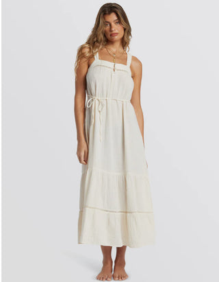 Billabong // Summers End Maxi White Cap