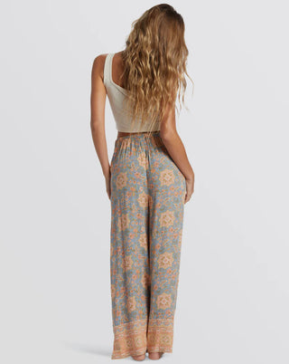 Billabong // Follow Me 2 Elastic Waist Pants - Western Sky