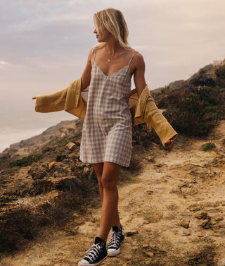 Billabong // 90s Babe Plaid Mini Dress