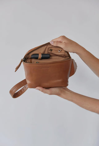 Mandrn // Remy Crossbody- Tan